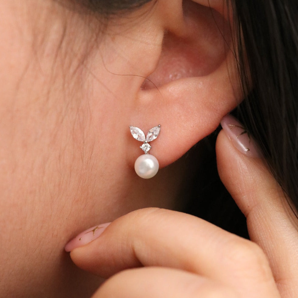 Boucles d'oreilles pendantes en perles et feuilles cubiques